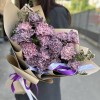 25 гвоздик Пинк Блэк Молли с ваксфлауэром