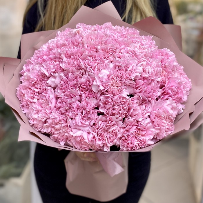 51 розовая гвоздика