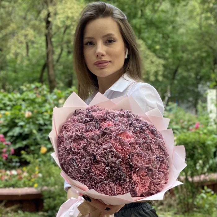 51 гвоздика Пинк блэк Молли