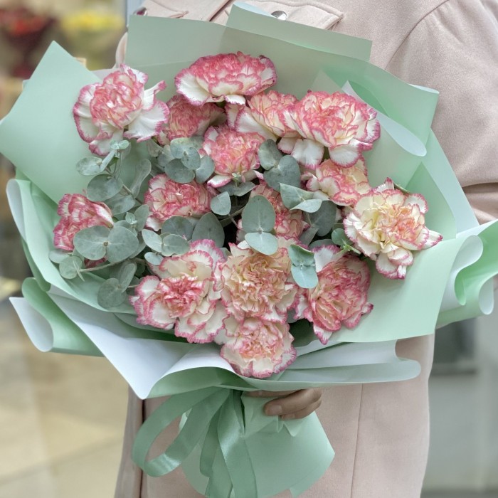 Букет гвоздик сорта Джера