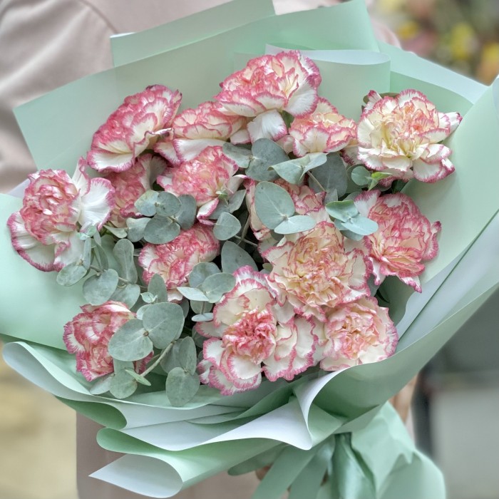 Букет гвоздик сорта Джера