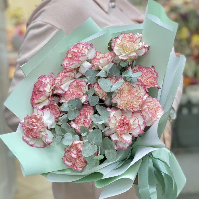 Букет гвоздик сорта Джера