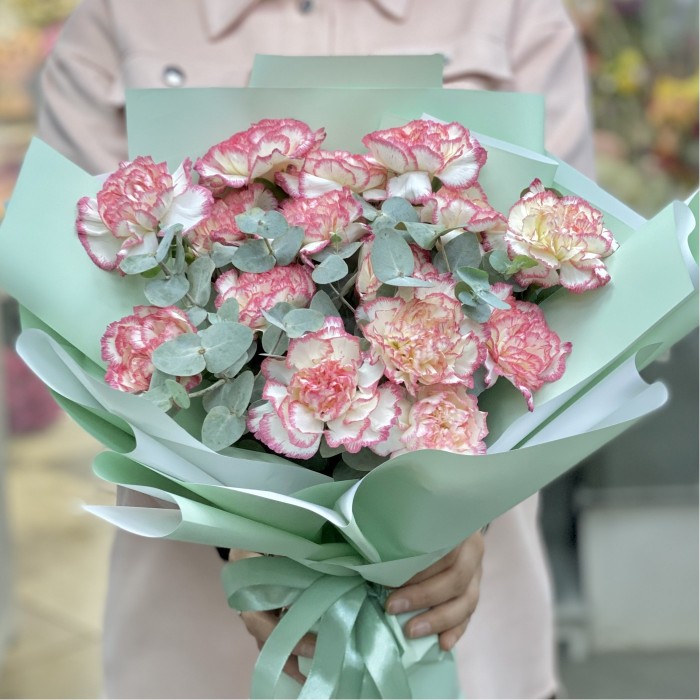 Букет гвоздик сорта Джера