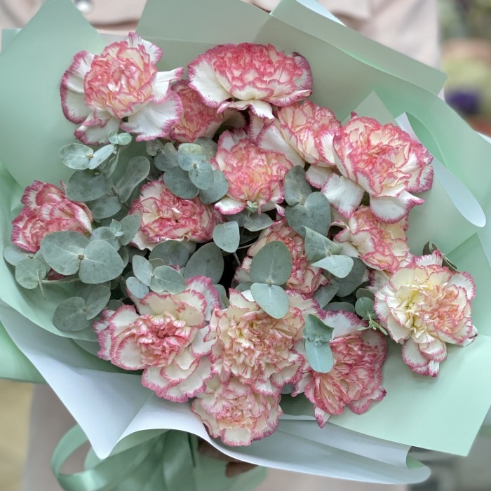 Букет гвоздик сорта Джера