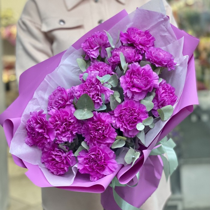 Букет гвоздик сорта Фарида