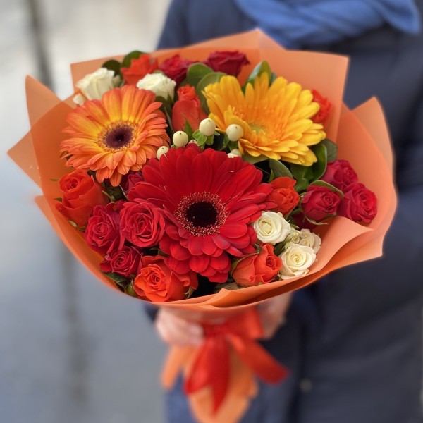 Яркий букет Маме