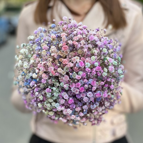 Букет невесты из радужной гипсофилы