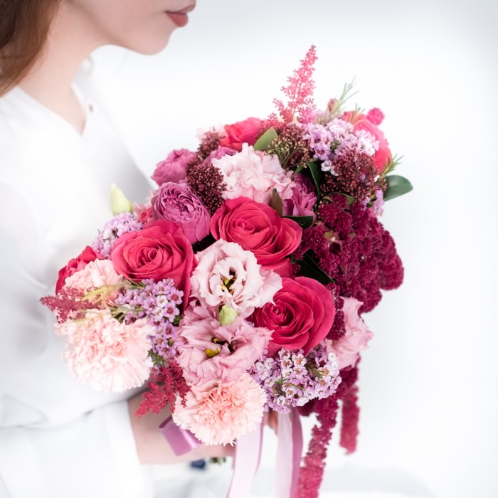 Букет невесты с амарантом