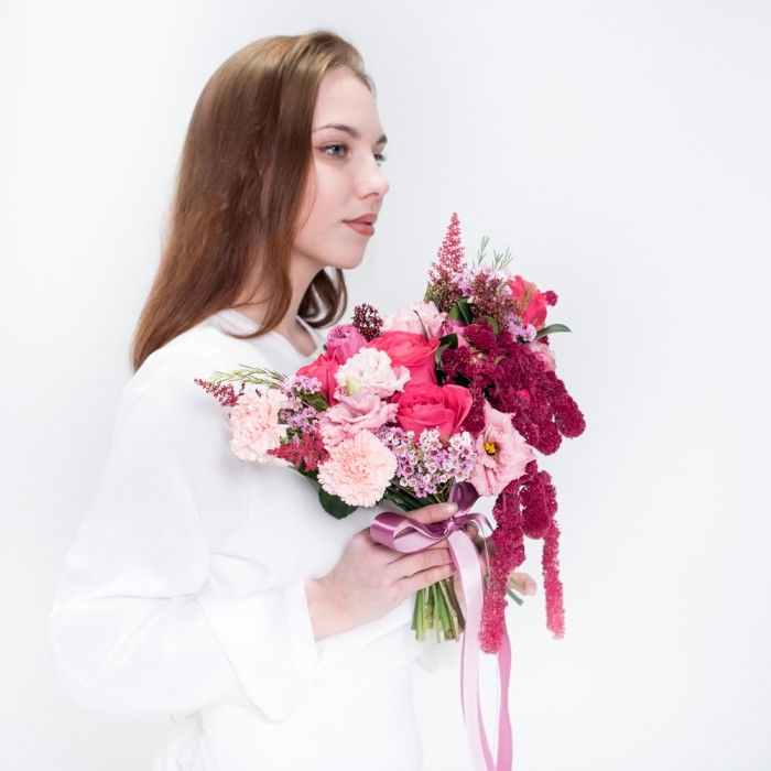 Букет невесты с амарантом