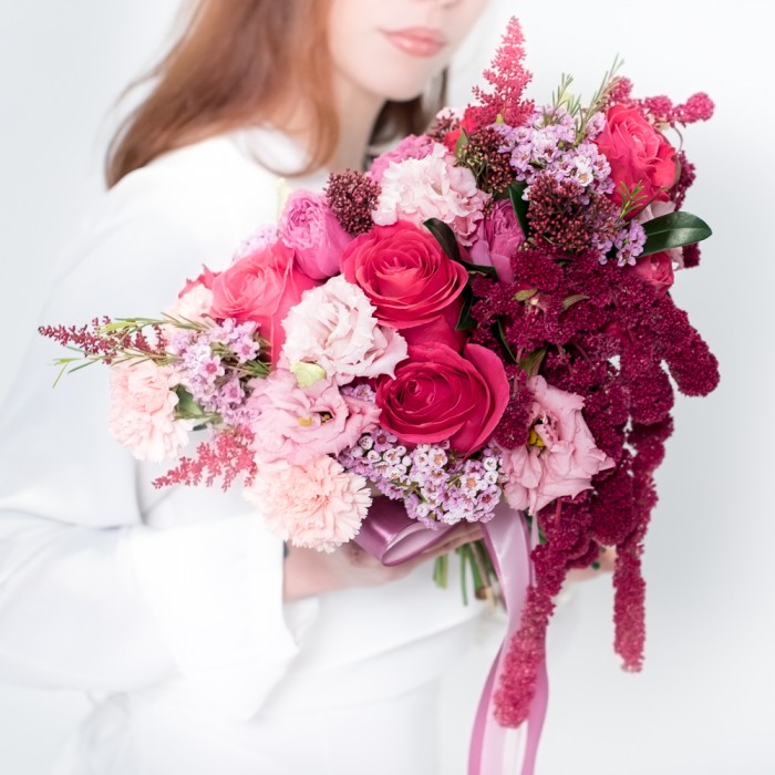 Букет невесты с амарантом