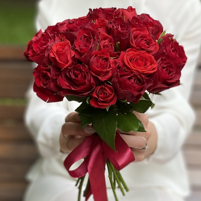 Букет невесты из красных роз