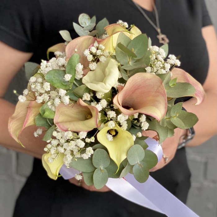 Букет невесты  с каллами Завладевая чувствами