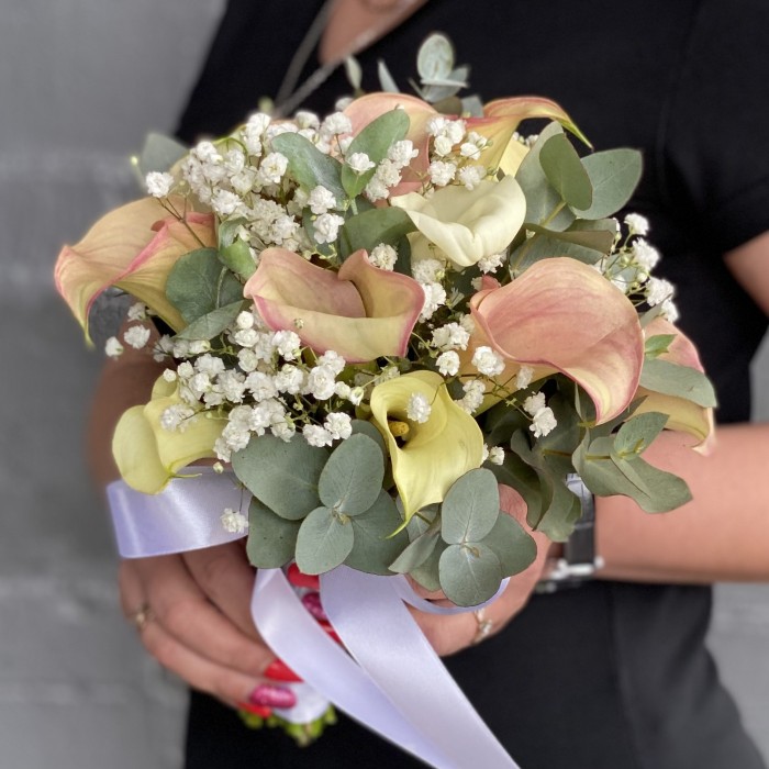 Букет невесты  с каллами Завладевая чувствами