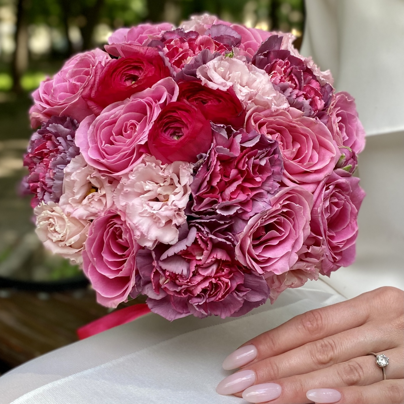 Букет невесты с розовыми цветами заказать с доставкой