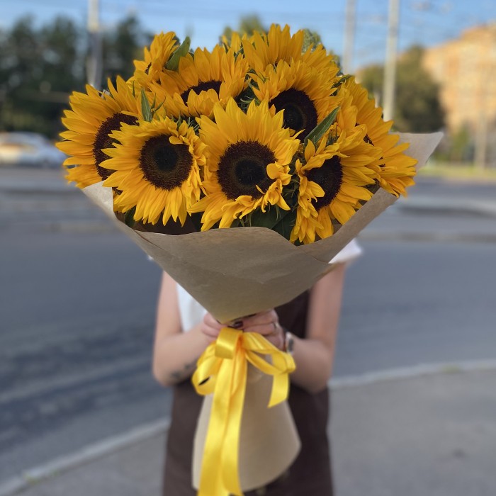 Монобукет из подсолнухов