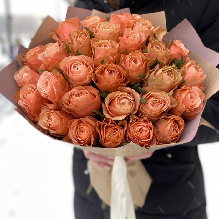 25 пионовидных роз Кахала 60 см