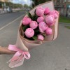 Комплимент из пионовидных роз Сильва Пинк 50см