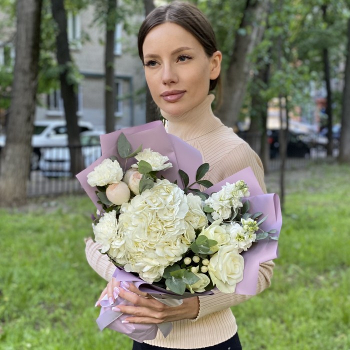 Букет Нежные сны с гортензией