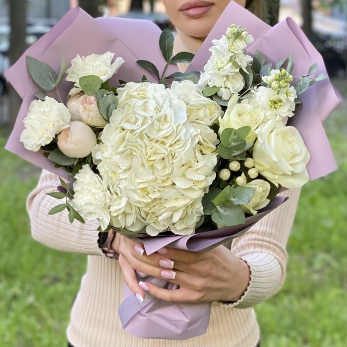 Букет Нежные сны с гортензией
