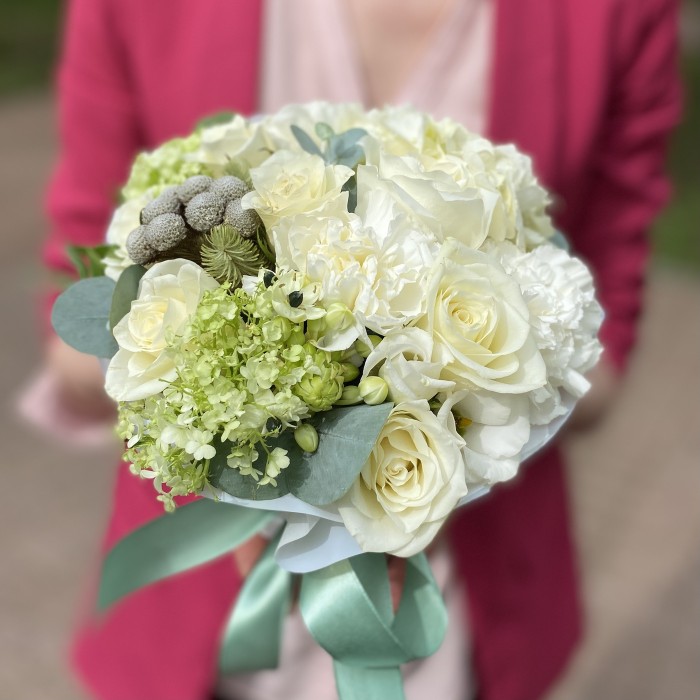 Мини композиция с цветами Белая