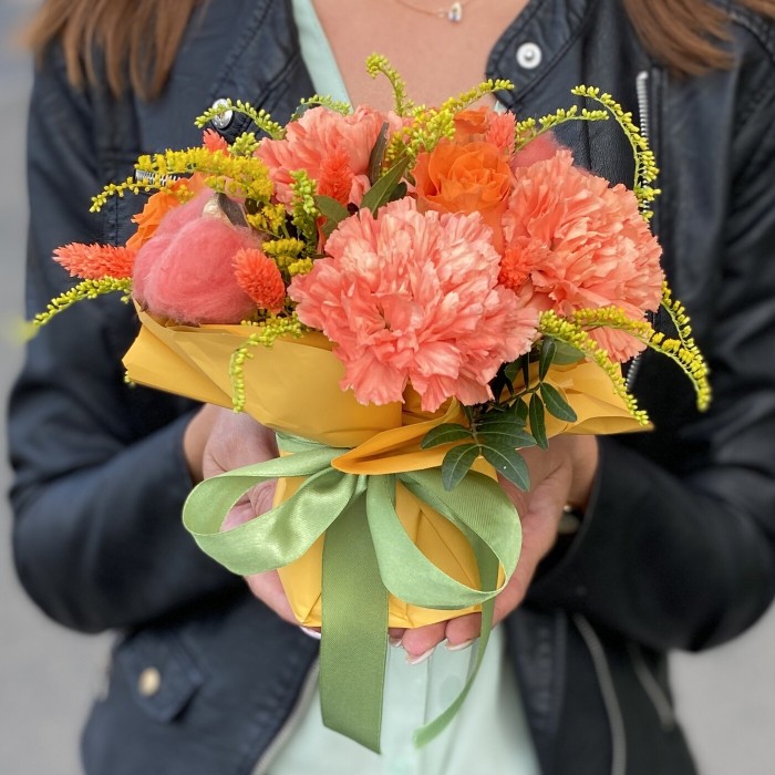 Мини композиция с цветами Оранжевая