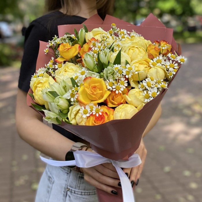 Букет с пионовидными розами Теплая дружба