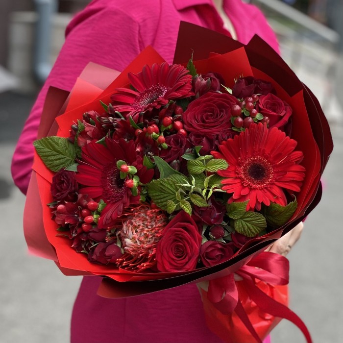 Букет с герберами Пленительный взгляд