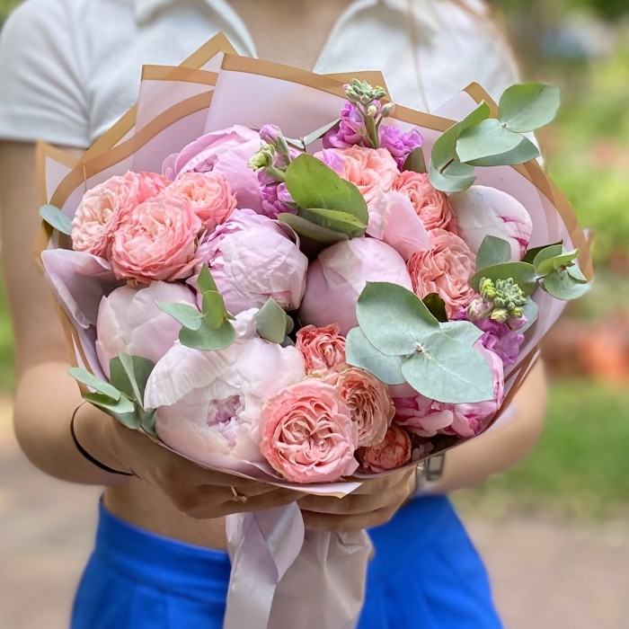 Букет с пионами Безмятежное счастье