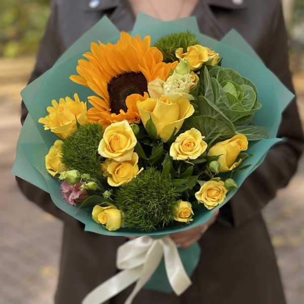 Букет Лучик счастья с подсолнухом