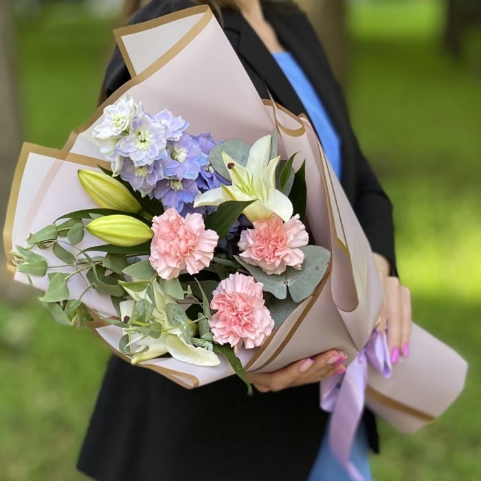 Букет Чувственность с лилией