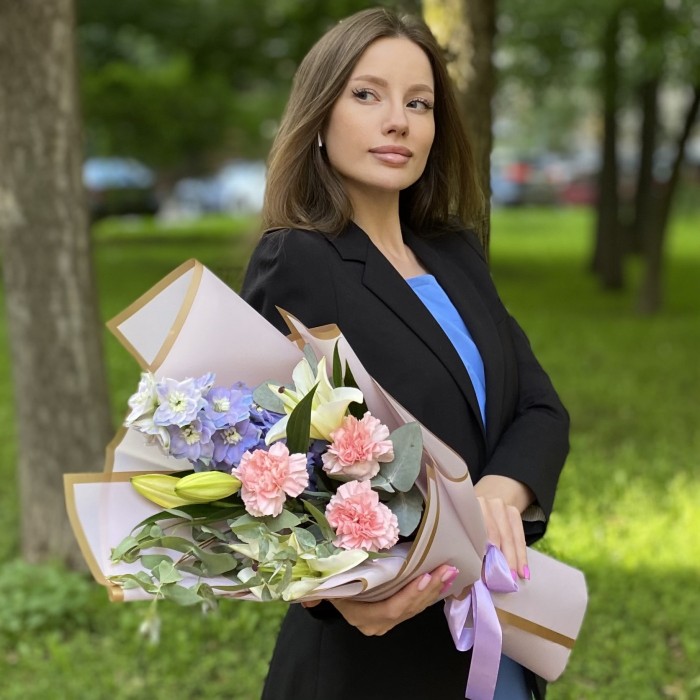 Букет Чувственность с лилией