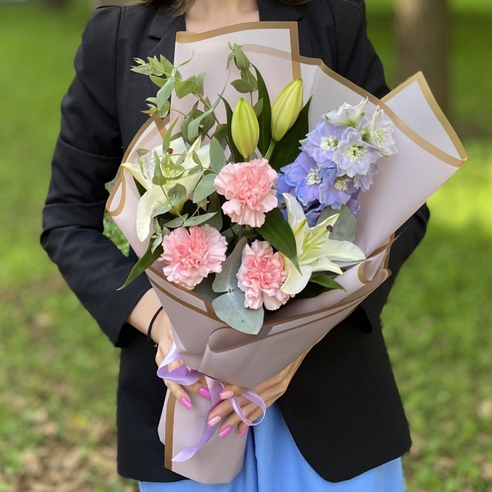 Букет Чувственность с лилией