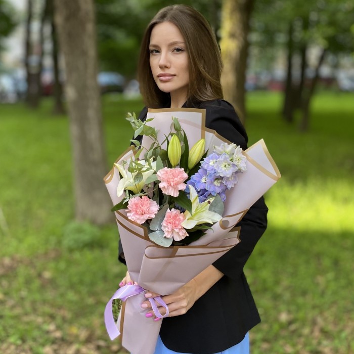 Букет Чувственность с лилией