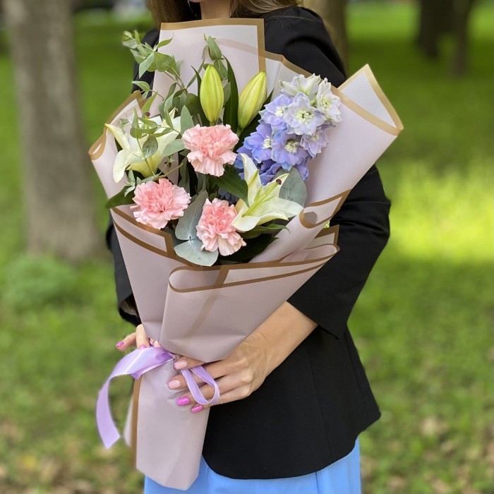 Букет Чувственность с лилией