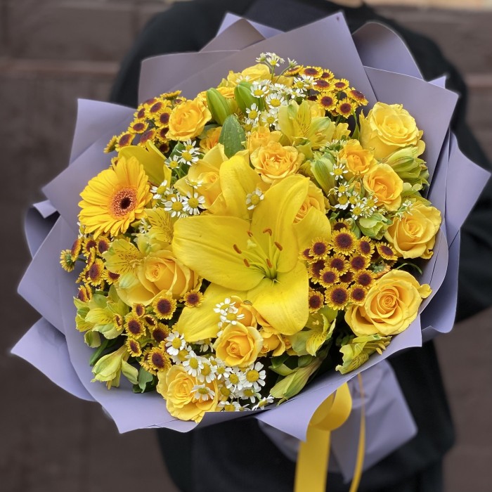 Букет с лилией Лето