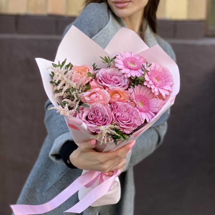 Букет Моя прекрасная леди с розовыми герберами