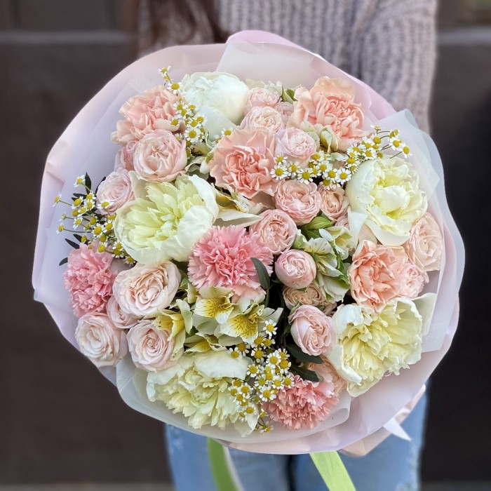 Букет Нежное утро с пионами