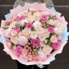 Букет с пионами и розами Первая любовь