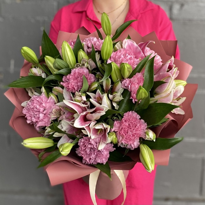 Букет с лилией Дивный сад