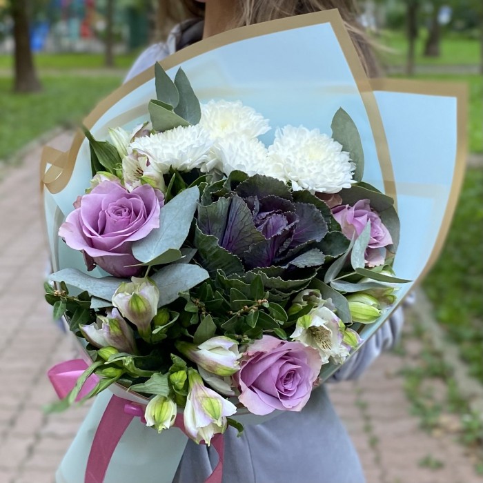 Букет с розами и альстромерией Осенняя симфония