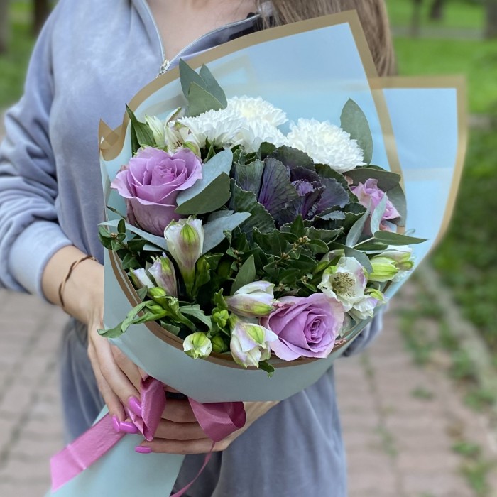 Букет с розами и альстромерией Осенняя симфония