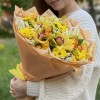 Букет Солнечное настроение с орхидеями и хризантемой