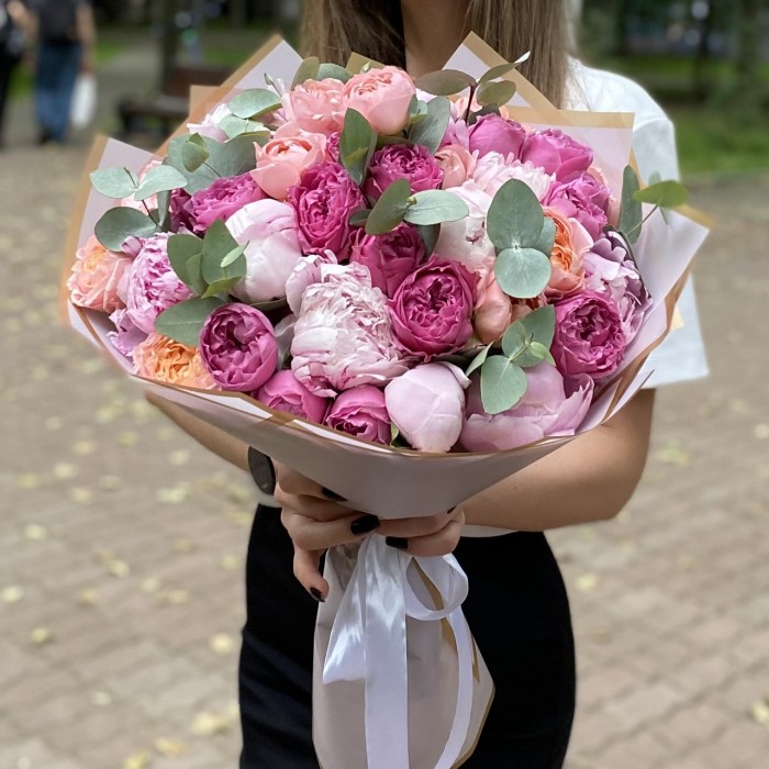 Букет с пионами Трепетная любовь