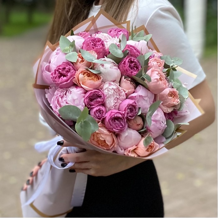 Букет с пионами Трепетная любовь