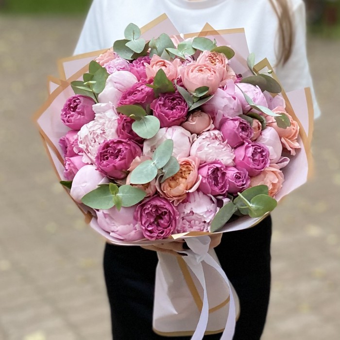 Букет с пионами Трепетная любовь