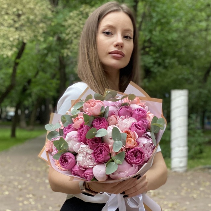 Букет с пионами Трепетная любовь