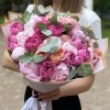 Букет с пионами Трепетная любовь