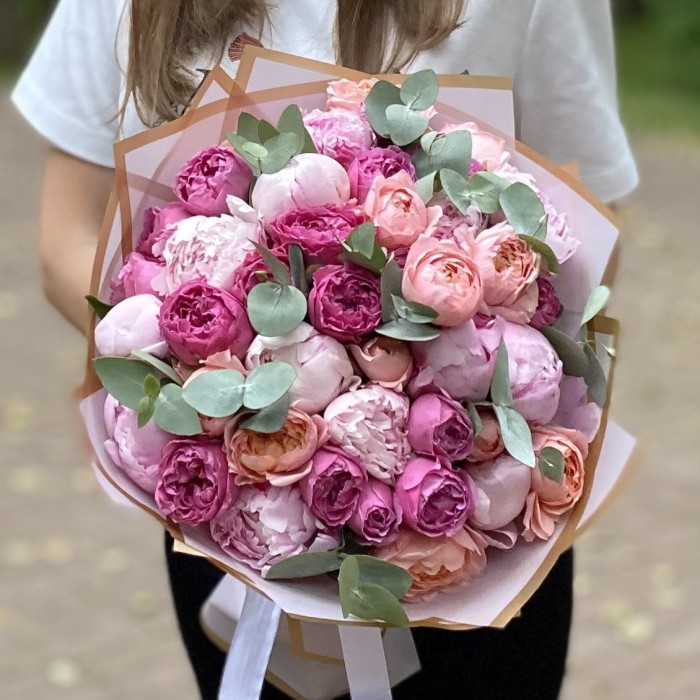 Букет с пионами Трепетная любовь