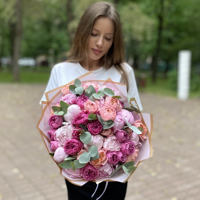Букет с пионами Трепетная любовь