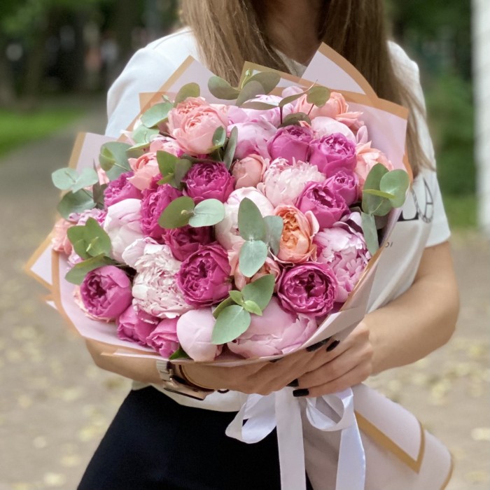 Букет с пионами Трепетная любовь